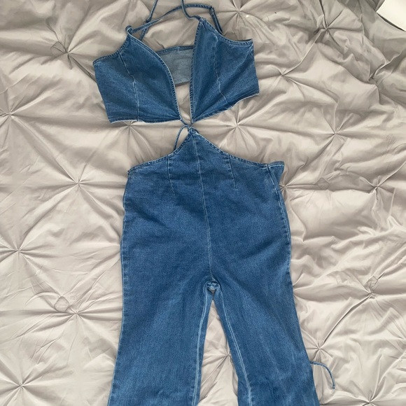 Sexy one piece never wearn ( NEW ). Buy at Simons size L - Picture 2 of 4